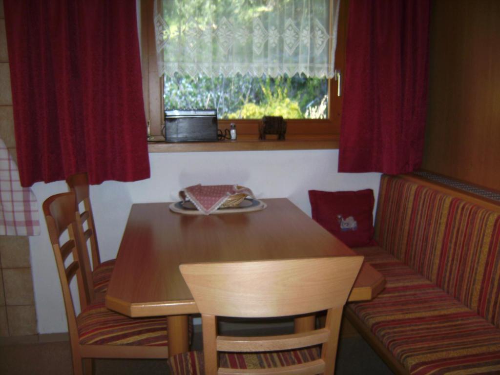 Haus Michael Apartment Oetz Ruang foto